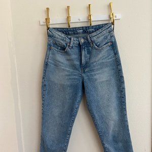Old Navy High-Rise OG Straight Jeans